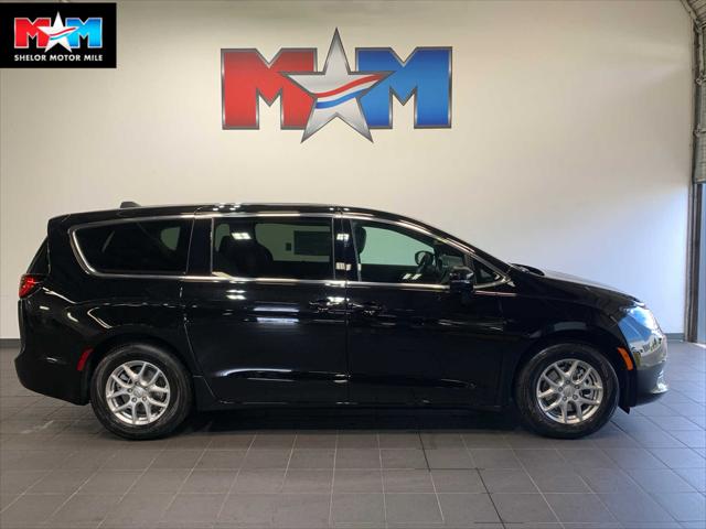 2025 Chrysler Voyager VOYAGER LX