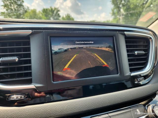 2023 Chrysler Voyager LX 2023 Chrysler Voyager LX