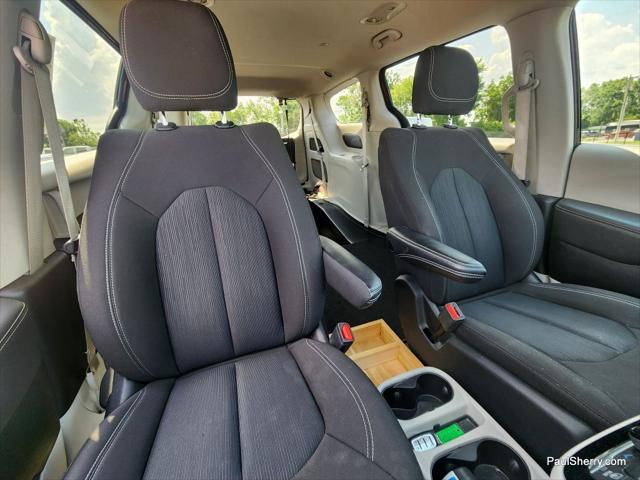 2023 Chrysler Voyager LX 2023 Chrysler Voyager LX