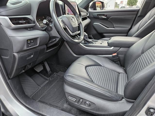 2024 Toyota Highlander XSE