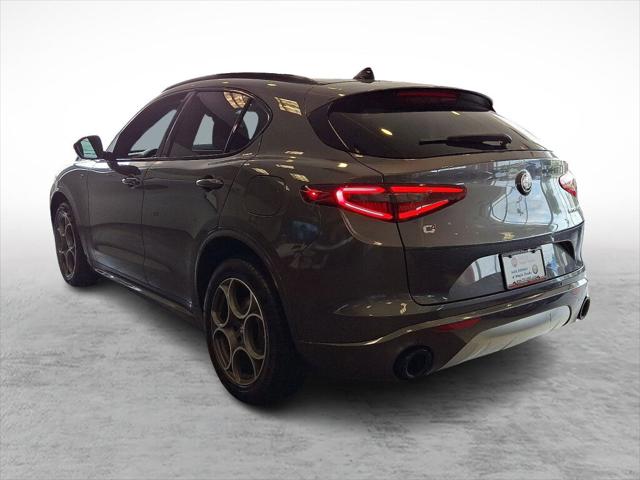 2022 Alfa Romeo Stelvio Ti AWD 2022 Alfa Romeo Stelvio Ti AWD