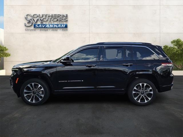 2023 Jeep Grand Cherokee Overland 4x2