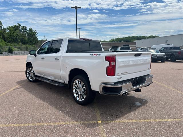 2023 Chevrolet Silverado 1500 4WD Crew Cab Short Bed LTZ
