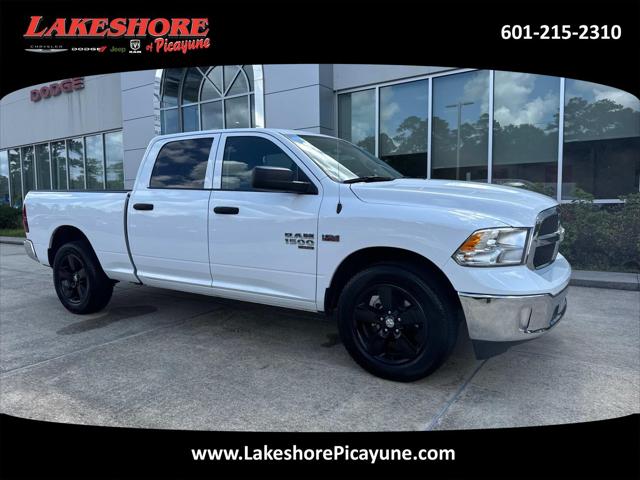 2024 RAM 1500 Classic Tradesman Crew Cab 4x4 64 Box 2024 RAM 1500 Classic Tradesman Crew Cab 4x4 64 Box