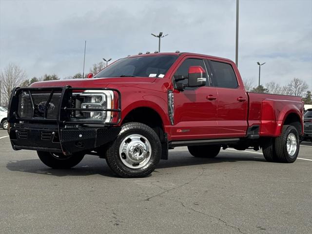 2023 Ford F-350 LARIAT