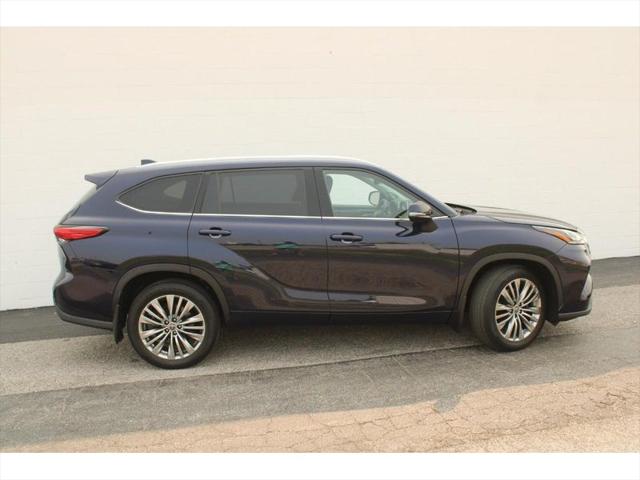 2021 Toyota Highlander Platinum