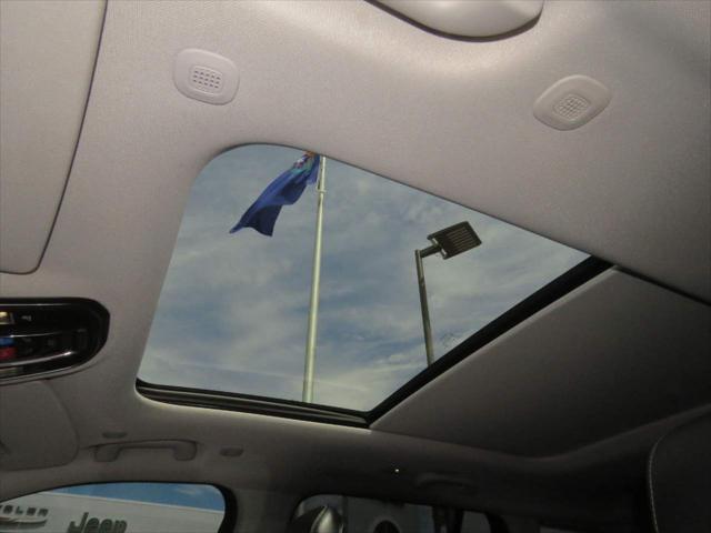 2023 Jeep Grand Cherokee Limited 4x4 2023 Jeep Grand Cherokee Limited 4x4