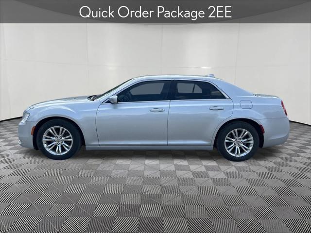 2021 Chrysler 300 Touring