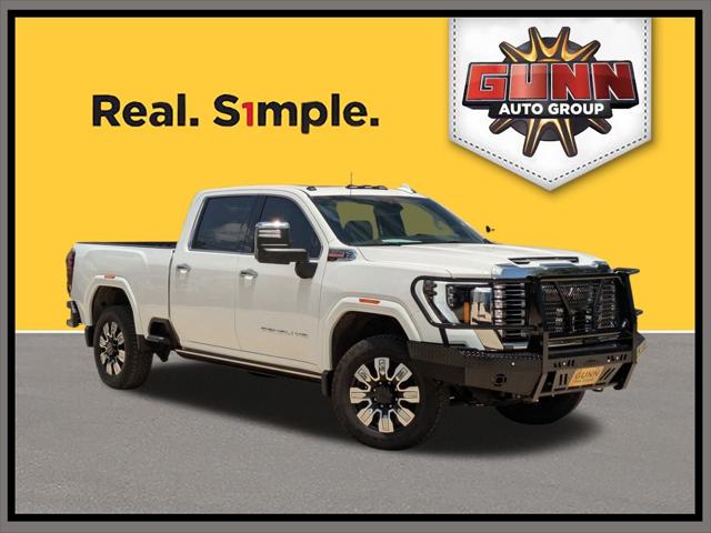 2024 GMC Sierra 2500HD 4WD Crew Cab Standard Bed Denali