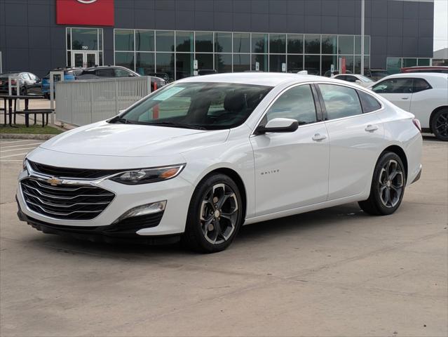 2022 Chevrolet Malibu FWD LT