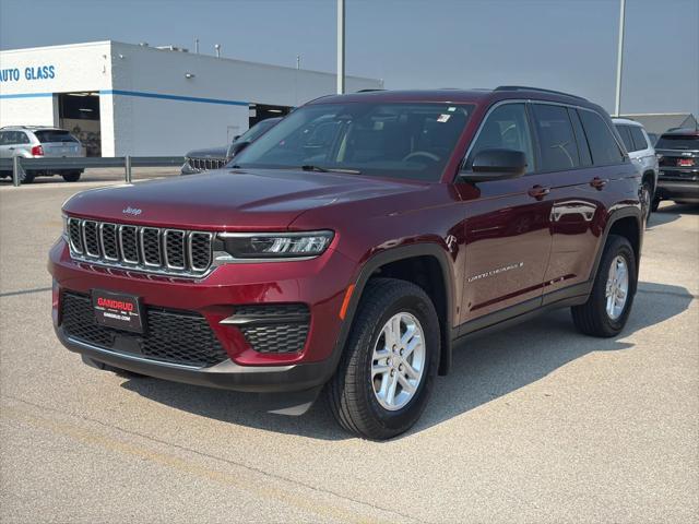 2023 Jeep Grand Cherokee Laredo 4x4