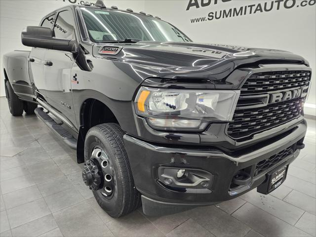 2022 RAM 3500 Big Horn Crew Cab 4x4 8 Box