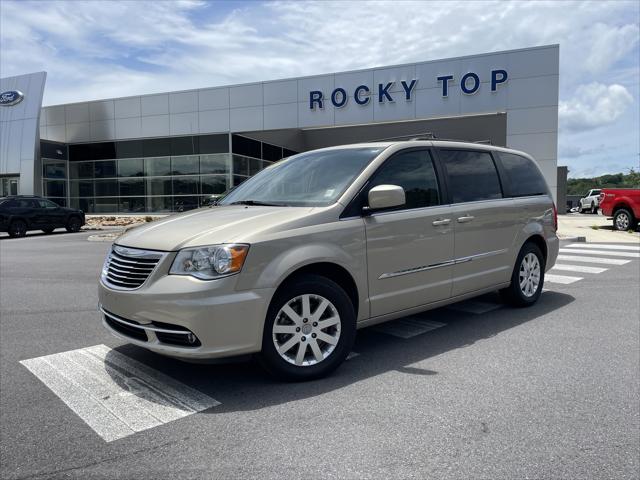 2016 Chrysler Town and Country Touring