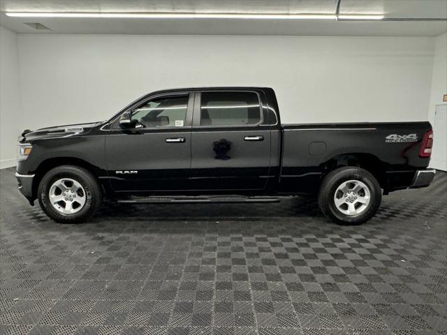 2019 RAM 1500 Big Horn/Lone Star Crew Cab 4x4 64 Box