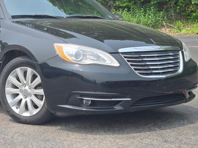 2013 Chrysler 200 Limited