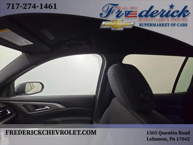 2025 Chevrolet Traverse AWD LT