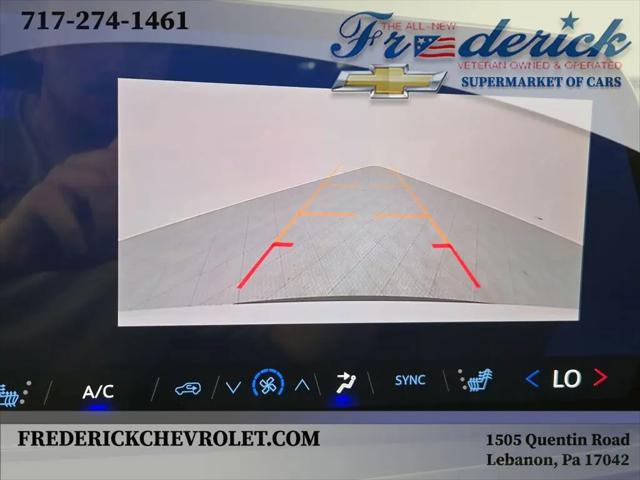 2025 Chevrolet Traverse AWD LT