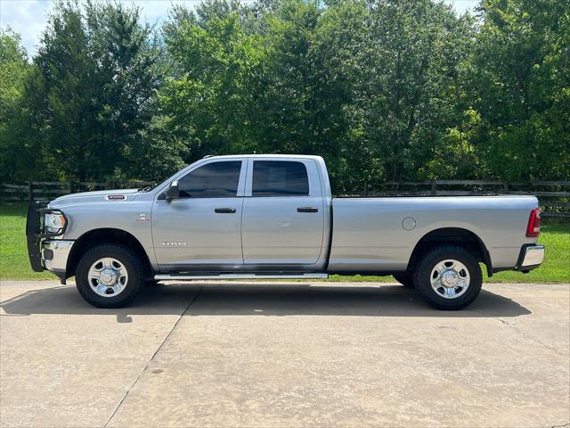 2020 RAM 3500 Tradesman Crew Cab 4x4 8 Box