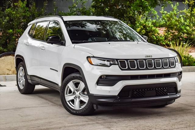 2022 Jeep Compass Latitude FWD