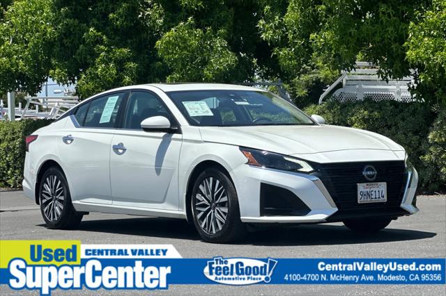 2023 Nissan Altima SV FWD