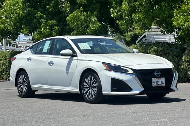 2023 Nissan Altima SV FWD