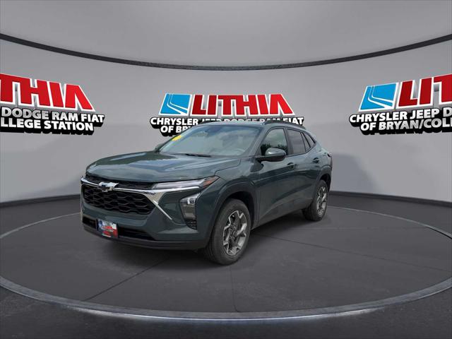 2025 Chevrolet Trax FWD LT