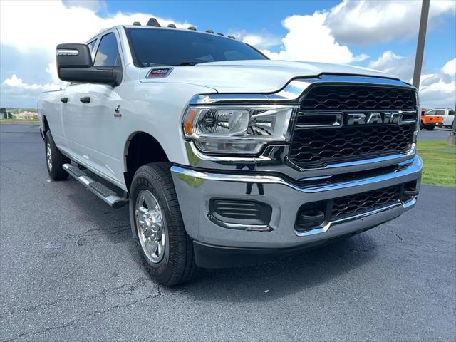 2024 RAM 3500 Tradesman Crew Cab 4x4 8 Box