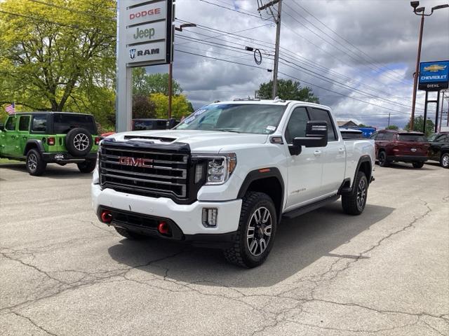 2023 GMC Sierra 2500HD 4WD Crew Cab Standard Bed AT4