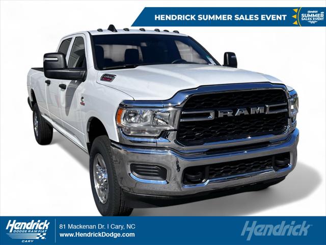 2024 RAM 2500 Tradesman Crew Cab 4x4 8 Box