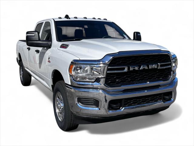 2024 RAM 2500 Tradesman Crew Cab 4x4 8 Box