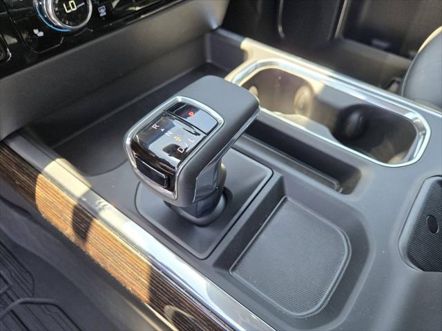 2025 GMC Sierra 1500 4WD Crew Cab Short Box Elevation with 3SB