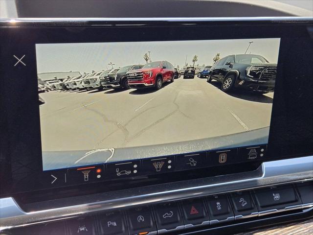 2025 GMC Sierra 1500 4WD Crew Cab Short Box Elevation with 3SB