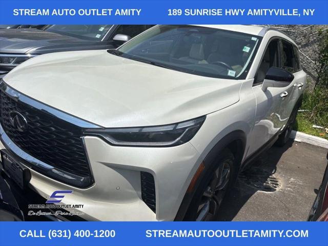 2022 INFINITI QX60 LUXE AWD