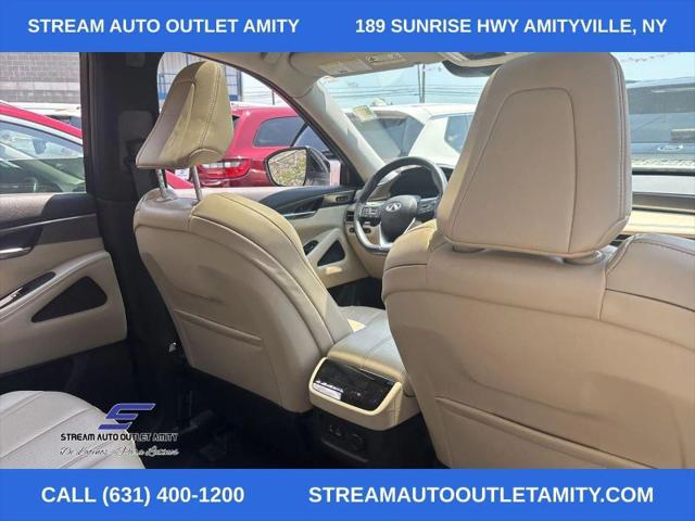 2022 INFINITI QX60 LUXE AWD