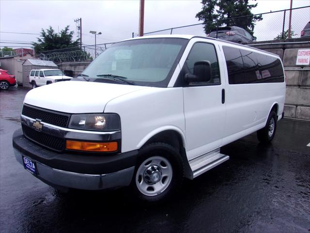 2016 Chevrolet Express LT