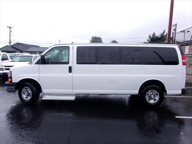 2016 Chevrolet Express LT