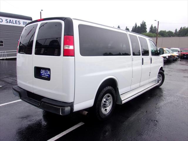 2016 Chevrolet Express LT