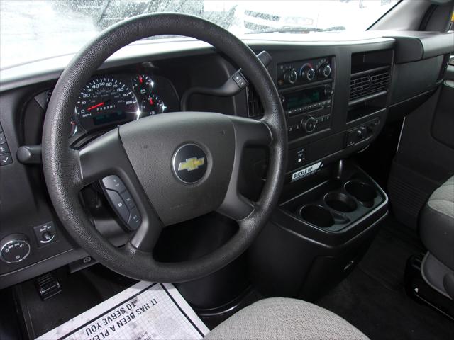 2016 Chevrolet Express LT
