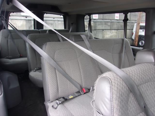 2016 Chevrolet Express LT