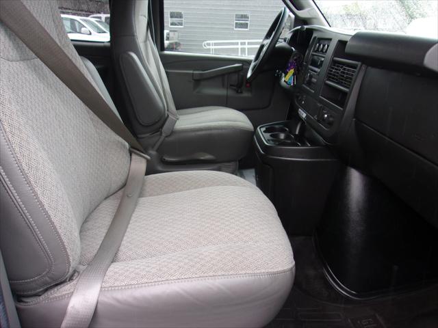 2016 Chevrolet Express LT