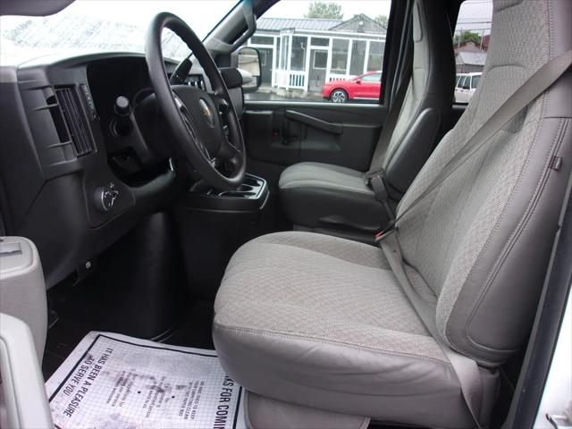 2016 Chevrolet Express LT