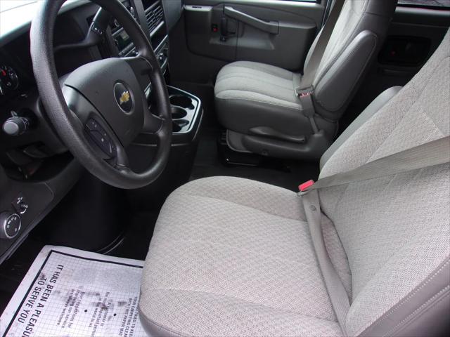 2016 Chevrolet Express LT