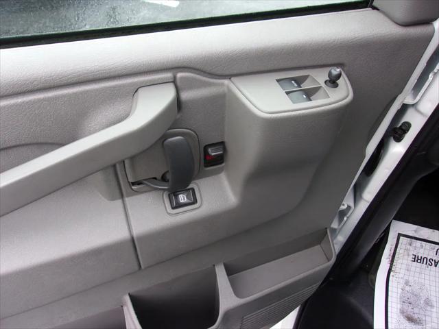 2016 Chevrolet Express LT