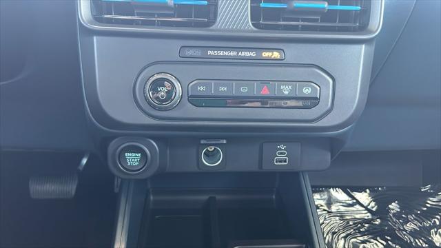 2025 Ford Maverick Lobo Standard