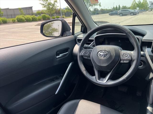 2022 Toyota Corolla Cross XLE