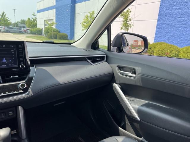 2022 Toyota Corolla Cross XLE
