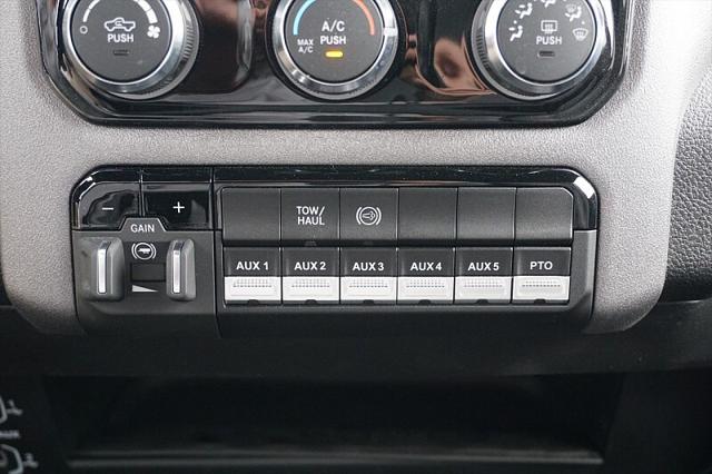 2025 Ram 3500 Tradesman/Big Horn