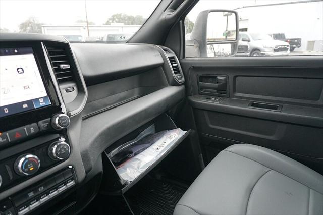 2025 Ram 3500 Tradesman/Big Horn