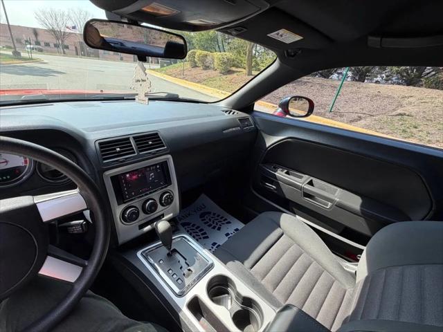 2010 Dodge Challenger SE