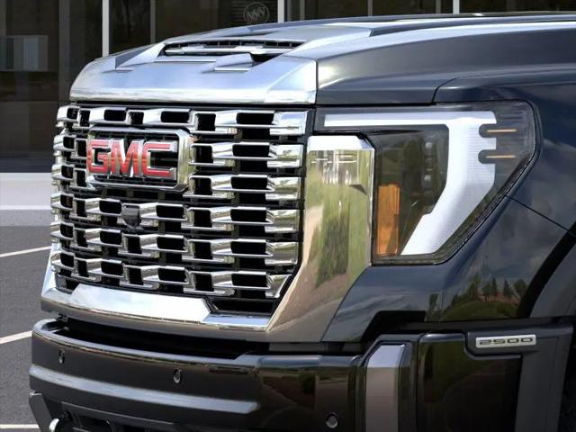 2025 GMC Sierra 2500HD 4WD Crew Cab Standard Bed Denali